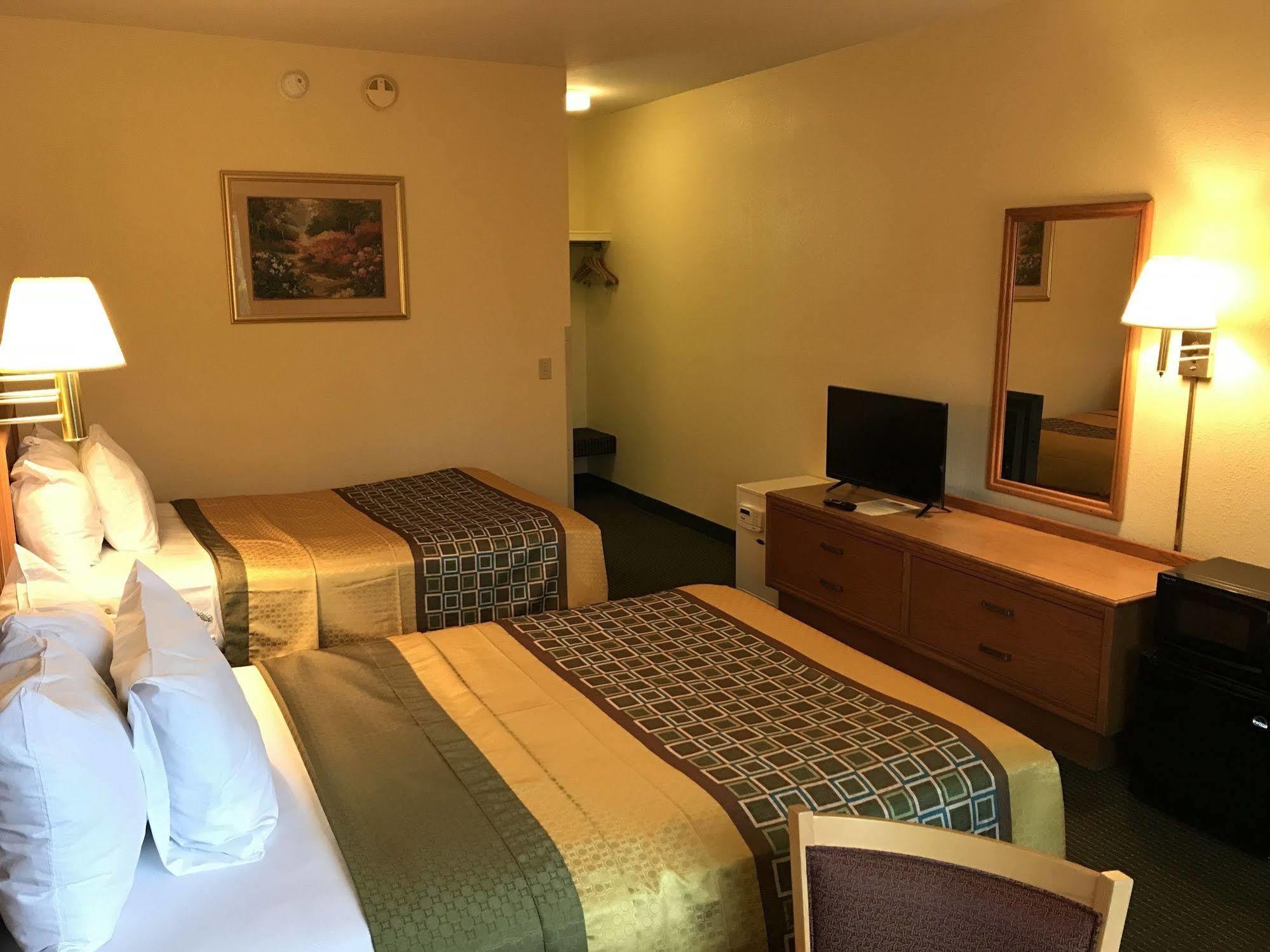 Budget Host Inn Sandusky Eksteriør bilde
